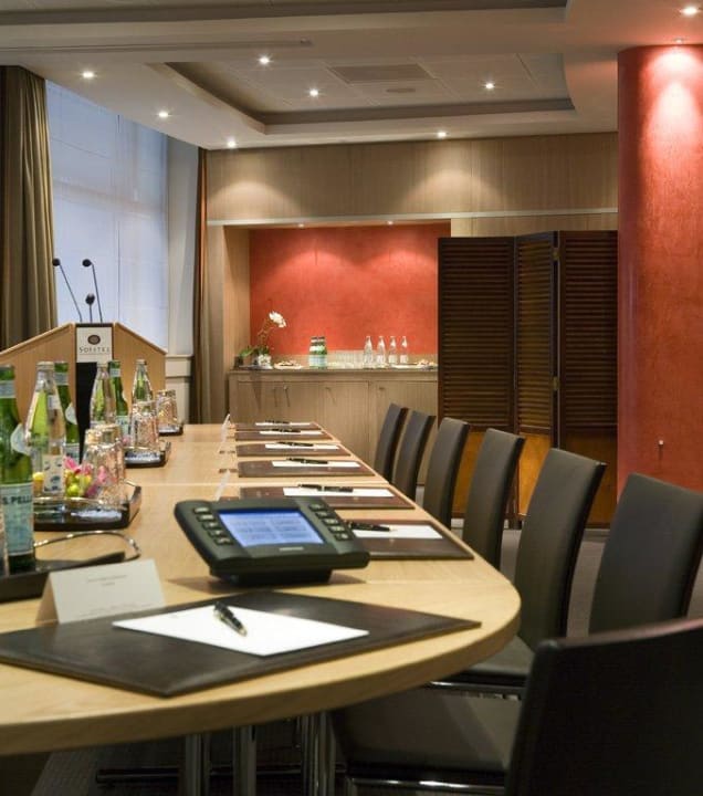 Salle de réunion MGallery Nest Paris La Défense Ex Sofitel