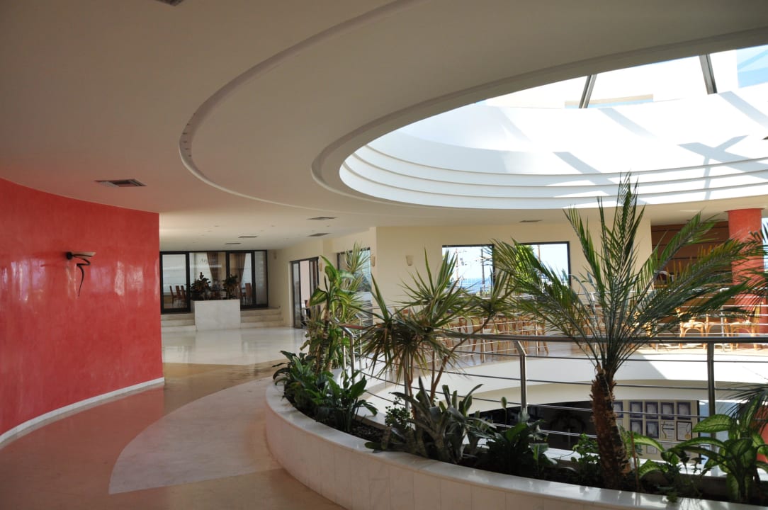 Hotel Grand Hotel Holiday Resort