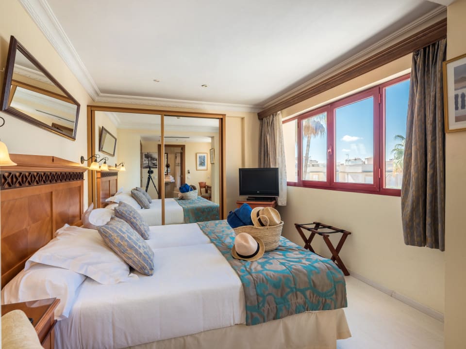 Zimmer Hotel Ciutat Jardi