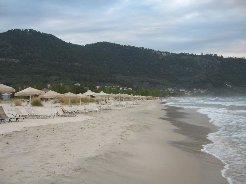 Der lange Sandstrand Hotel Aphrodite