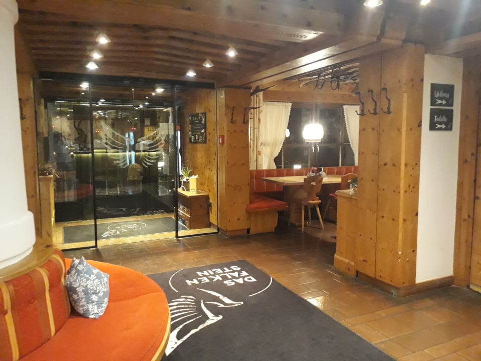 Lobby Das Falkenstein