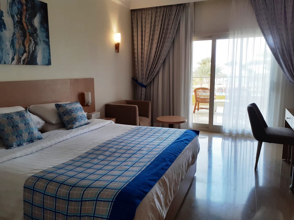 Zimmer Palm Beach Resort