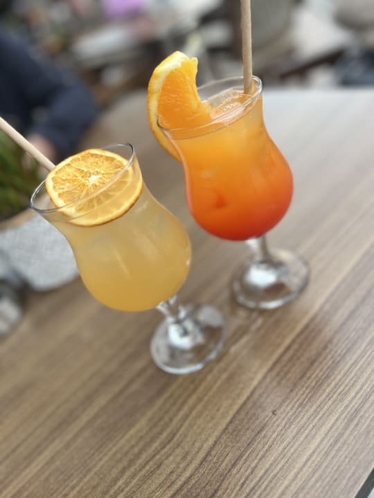 Gastro Jacaranda Luxury Resort