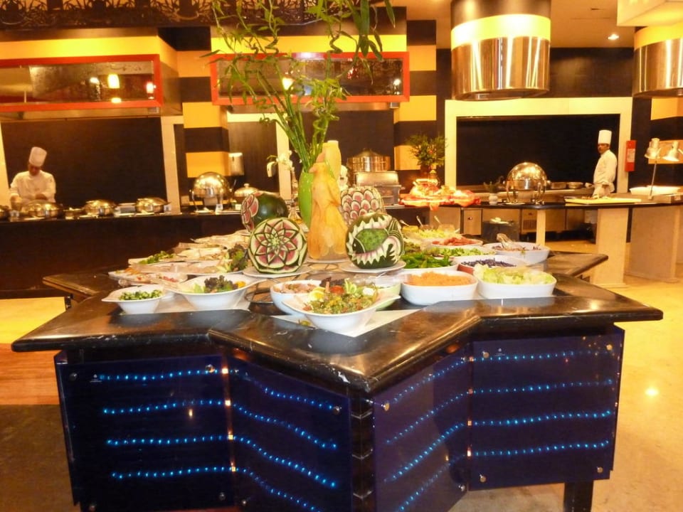 Mittagsbüffet Hotel Mercure Hurghada