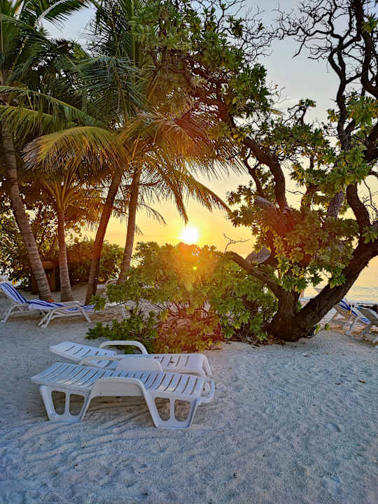 Strand Thulhagiri Island Resort