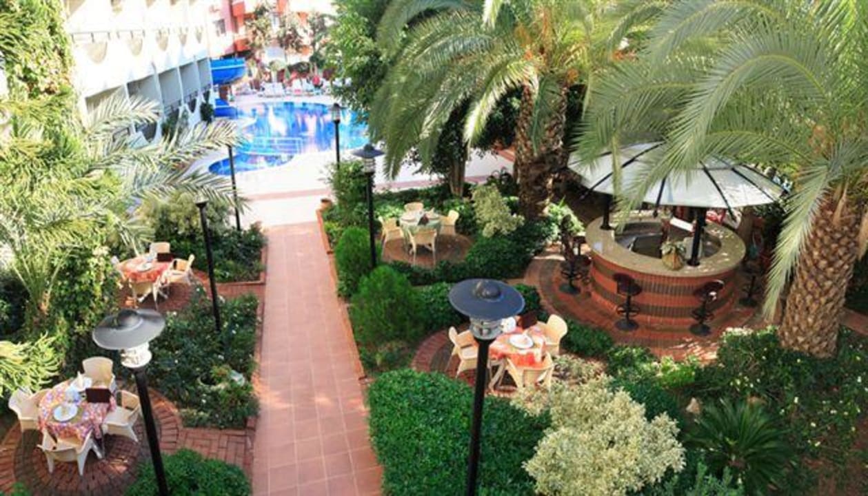 Aussenansicht Gardenia Hotel