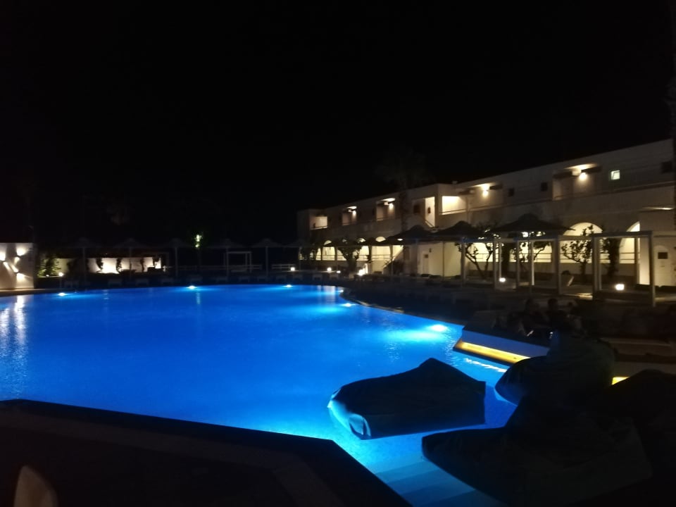 Pool Gaia In Style - Adults only