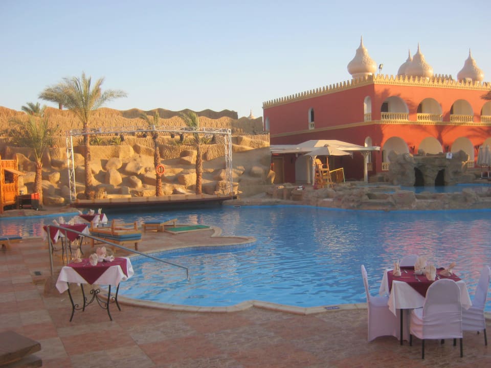 Galadinner  Pickalbatros Alf Leila Wa Leila Resort - Neverland Hurghada