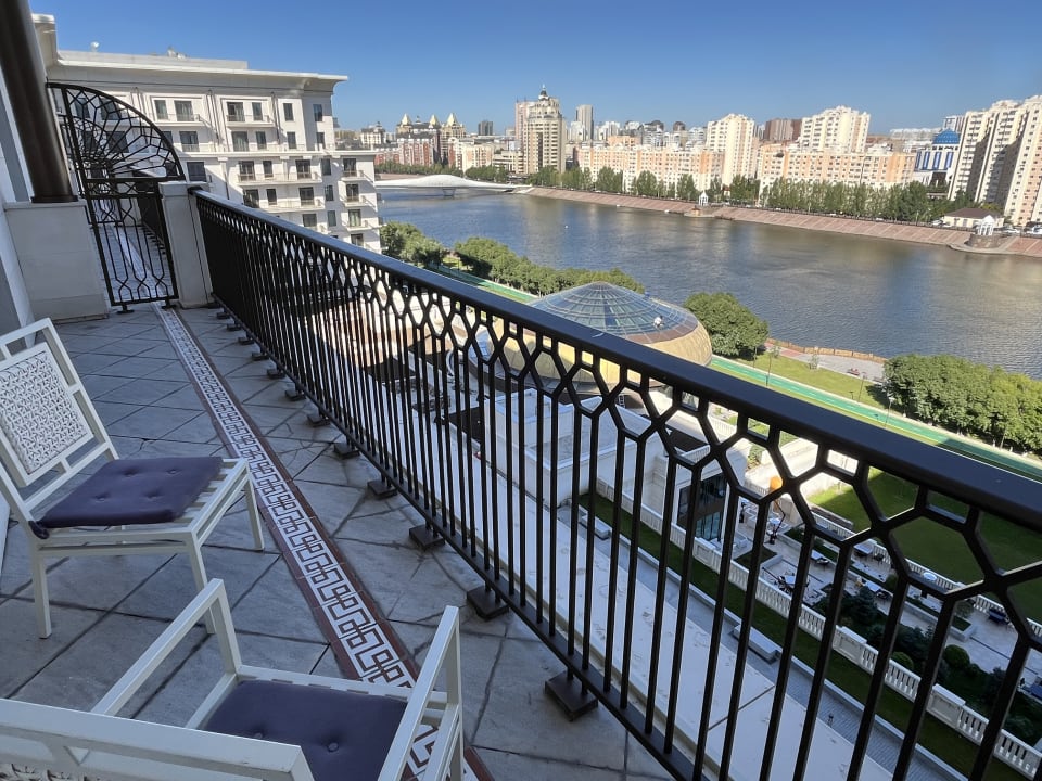 Zimmer The St. Regis Astana