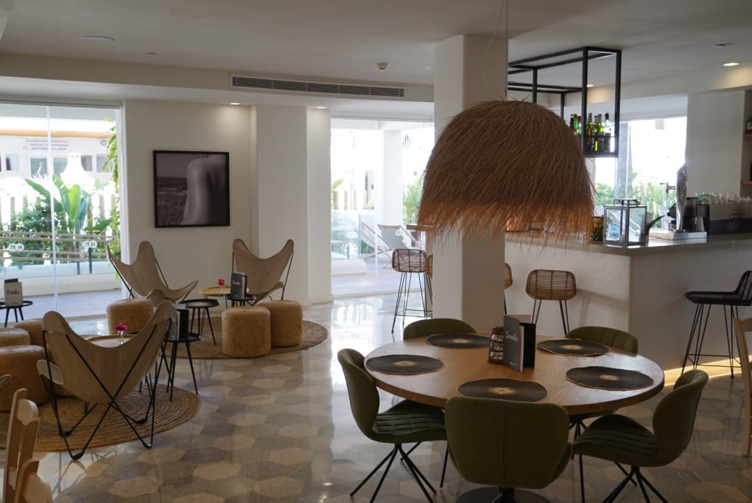 Gastro Hotel HM Alma Beach