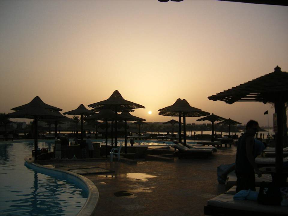 Sunset Riviera Aqua Park Resort