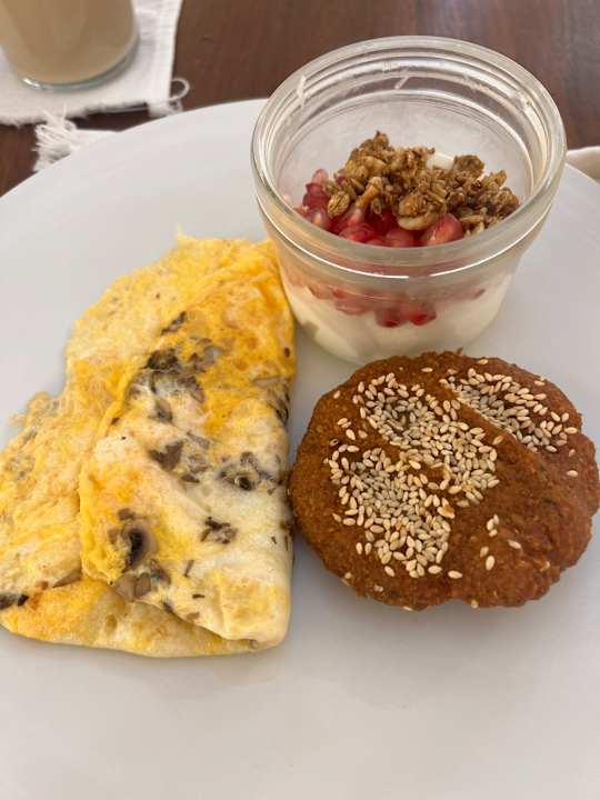 Gastro Serry Beach Resort