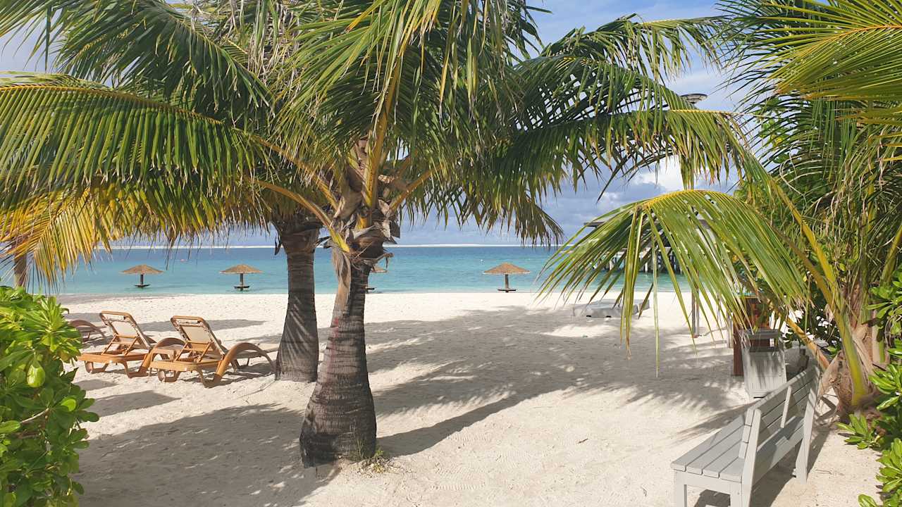 Strand Centara Ras Fushi Resort & Spa Maldives