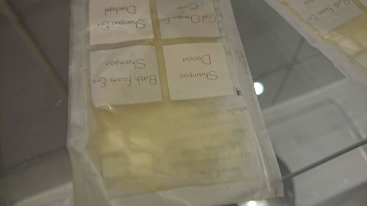 Shampoo-Päckchen aus dem letzten Jahrhundert Hipotel Paris Gare du Nord Merryl