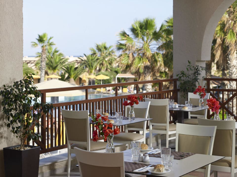 The main restaurant Porto Bello Beach