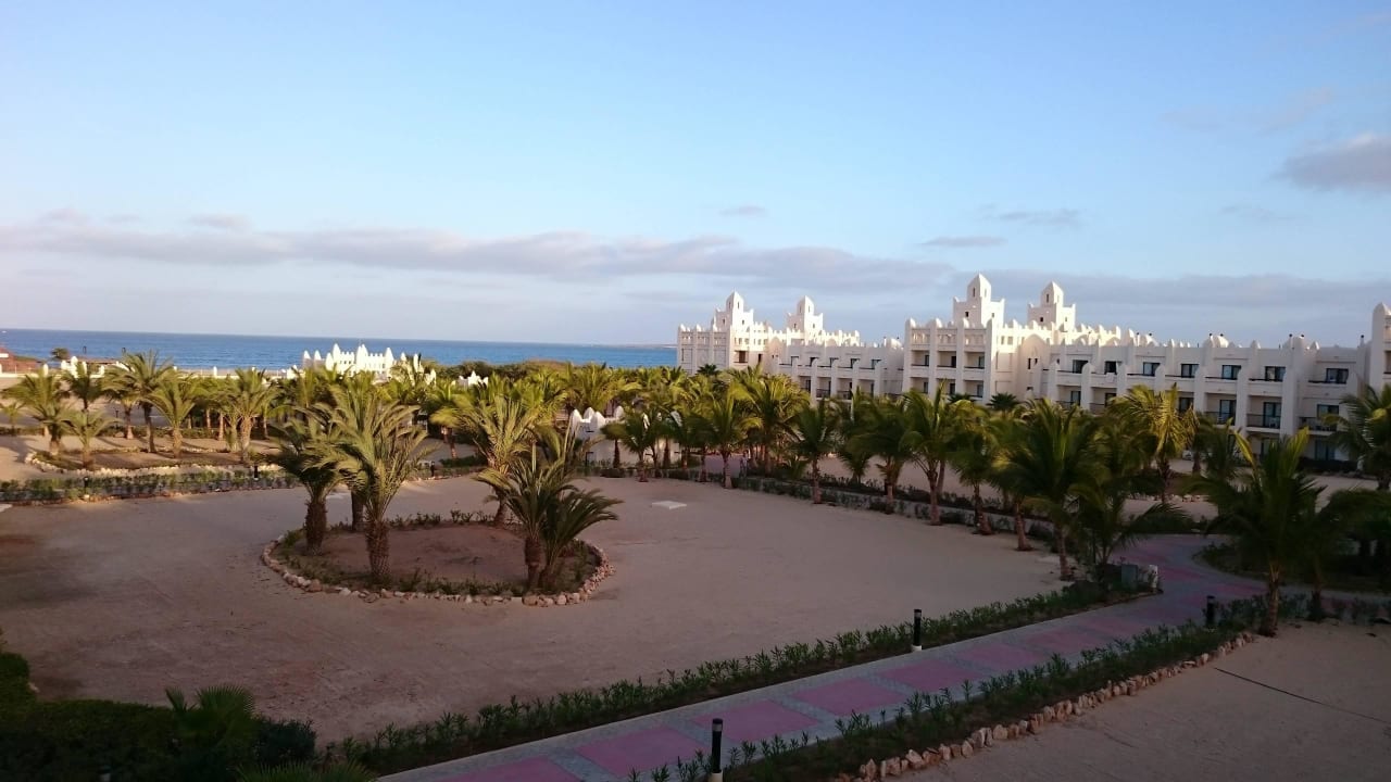 Ausblick morgens vom Balkon Hotel Riu Karamboa