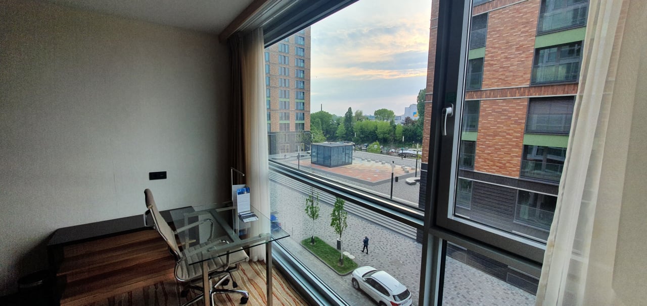 Ausblick Hotel Courtyard by Marriott Düsseldorf Hafen