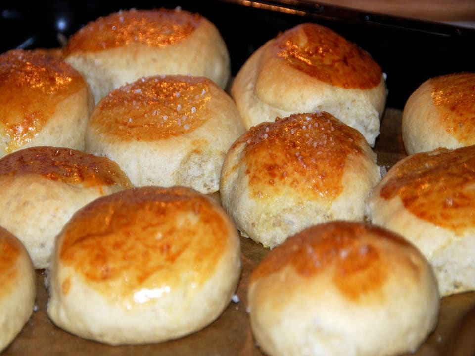 Chrupiące bułeczki prosto z pieca :-) Dwór Stanica Rzeczna Łabędzie
