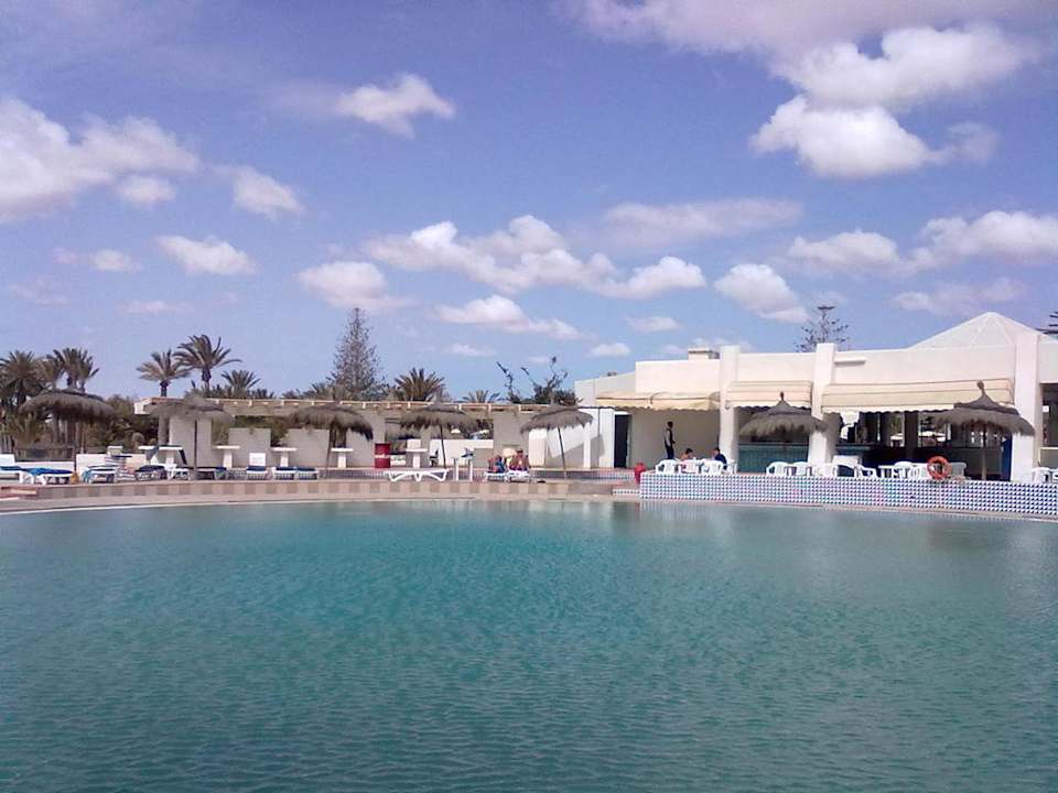 Vom Meer aus Hotel El Mouradi Djerba Menzel