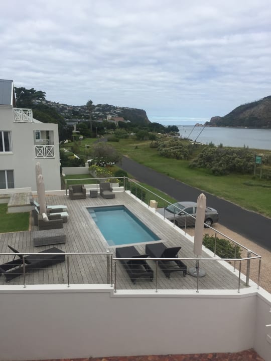 Pool Bollards Bay House