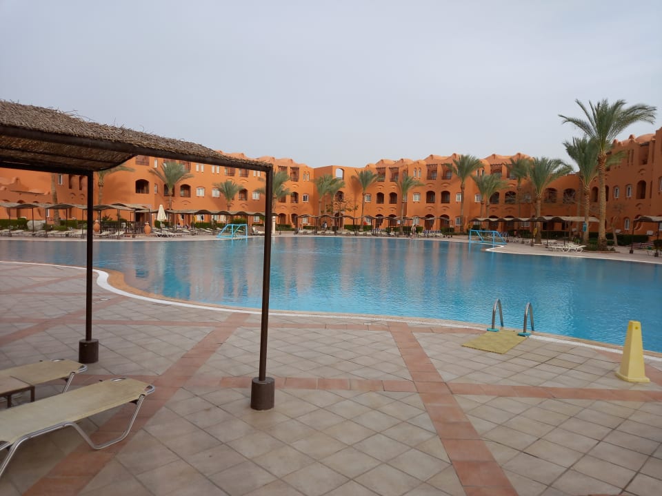 Pool Jaz Makadi Oasis Resort