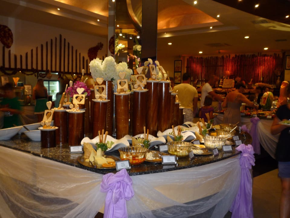 Büffet TUI BLUE Palm Garden