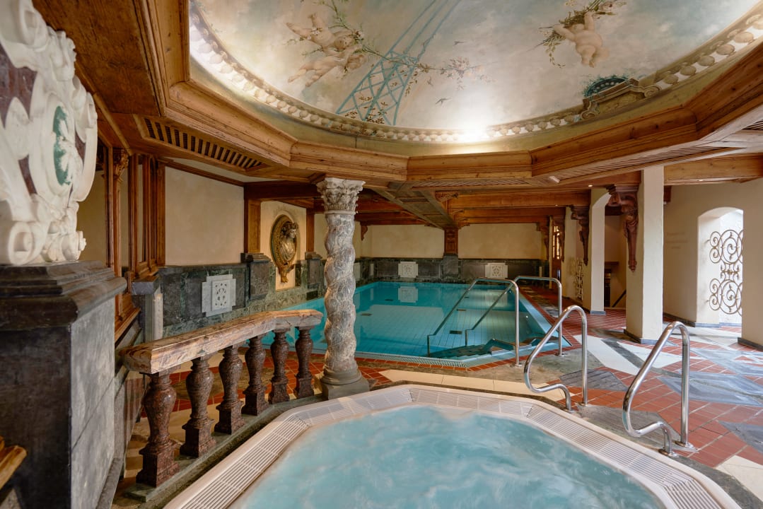 Pool Parkhotel Oberstaufen