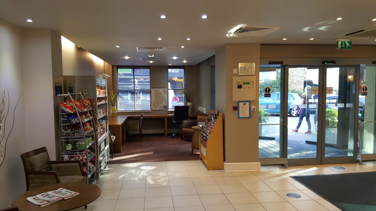 Eingang Holiday Inn Express London Croydon