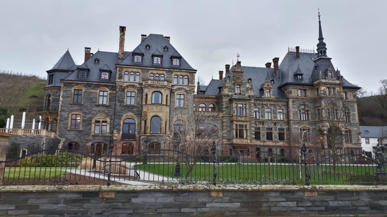 Außenansicht Schloss Lieser, Autograph Collection