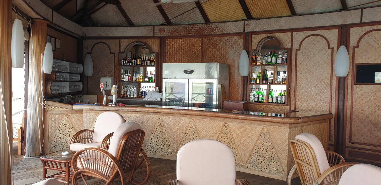 Gastro Angaga Island Resort