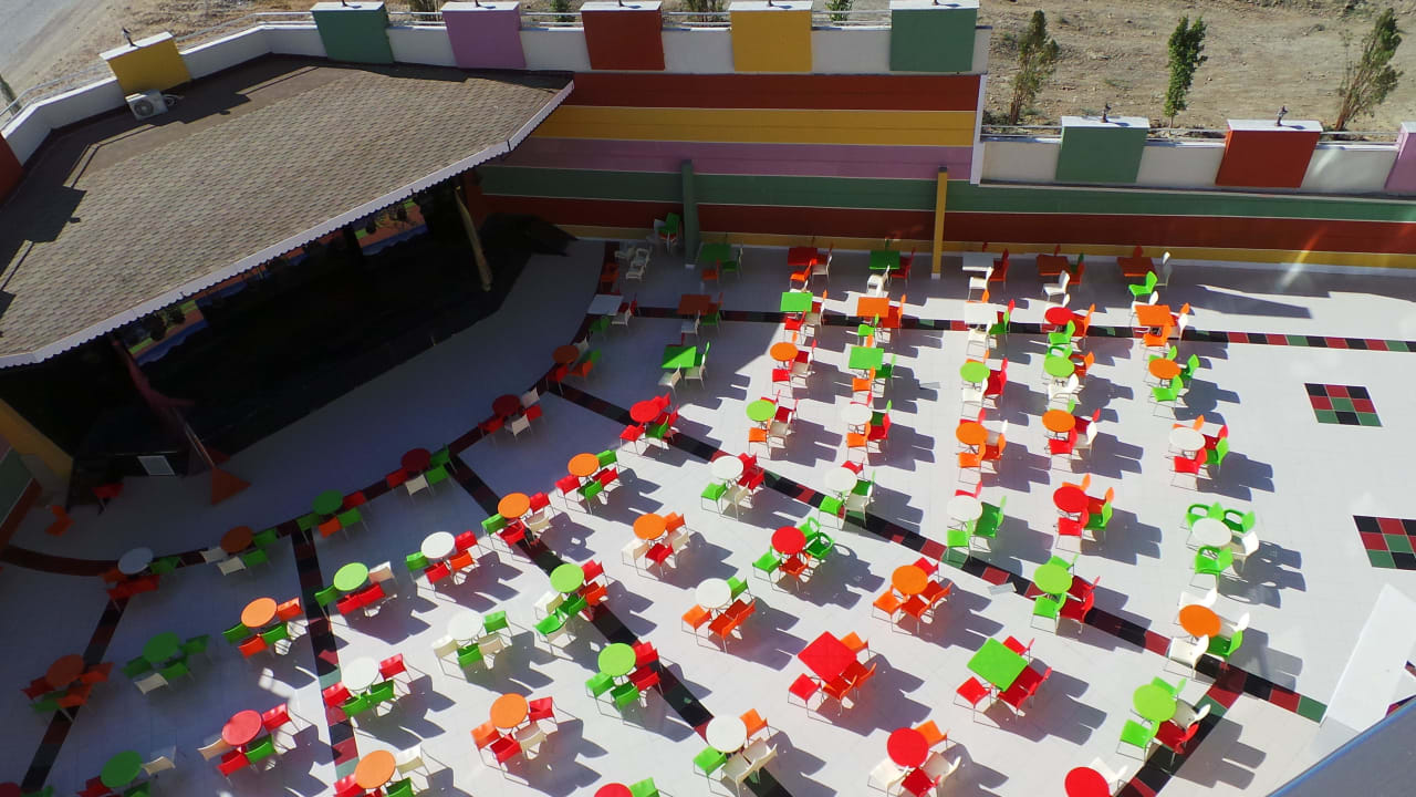 Animationsbühne Ramada Resort by Wyndham Side