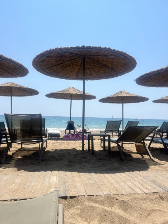 Strand Side Square Hotel