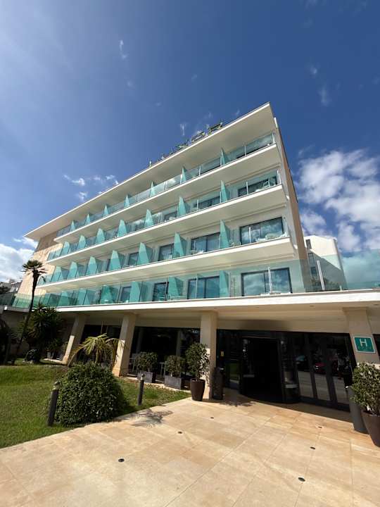 Außenansicht Hotel Luxor