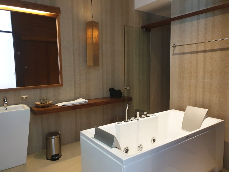 Zimmer Pandanus Beach Resort & Spa