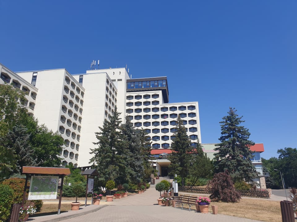Außenansicht AHORN Berghotel Friedrichroda