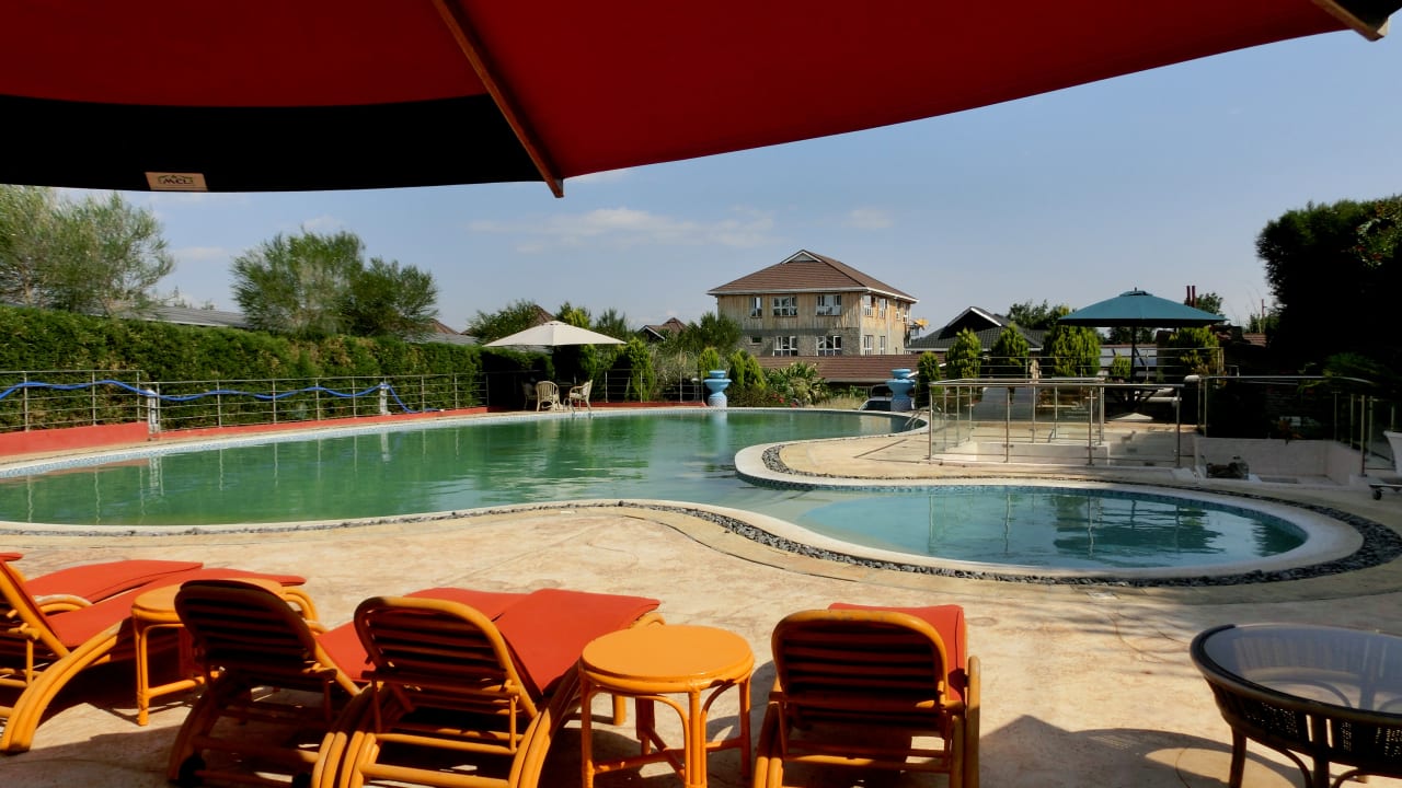 Pool Aberdare Prestige & Royal Cottages