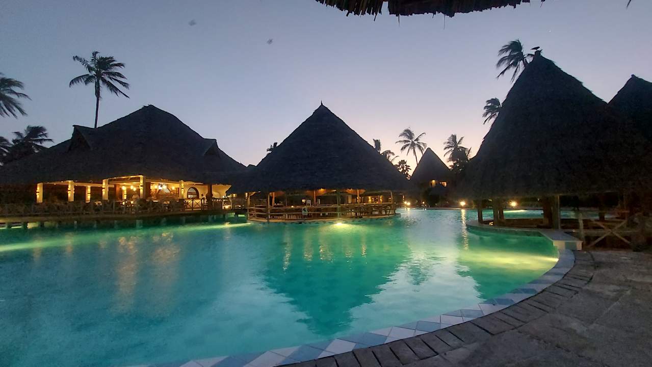 Pool Neptune Pwani Beach Resort & Spa