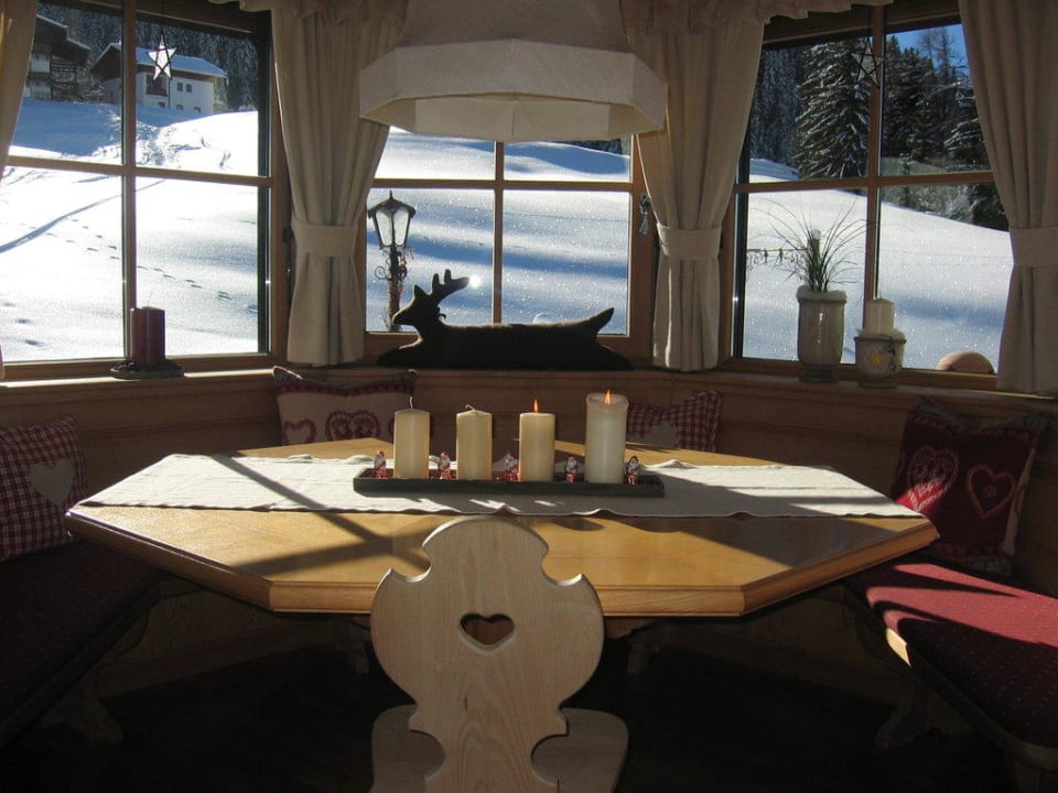 Blick aus dem Kaminzimmer Mountain Chalet Pra Ronch