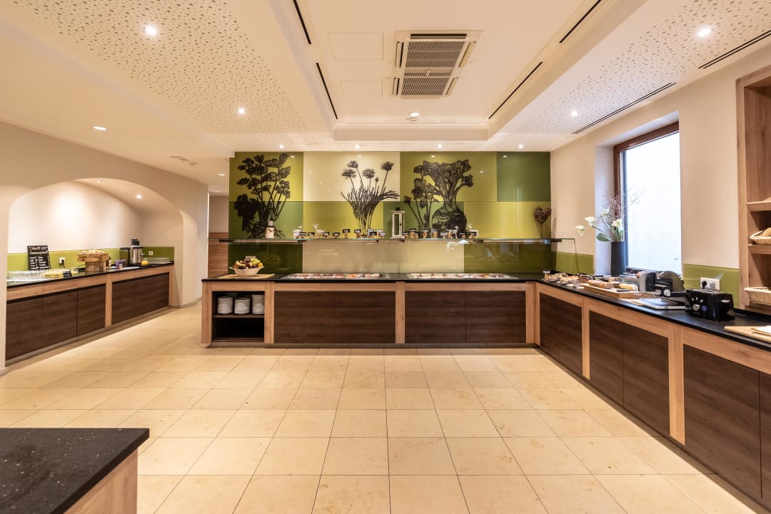 Gastro Hotel Dirsch Wellness & Spa Resort