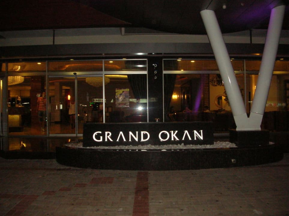 Eingang Hotel Hotel Grand Okan