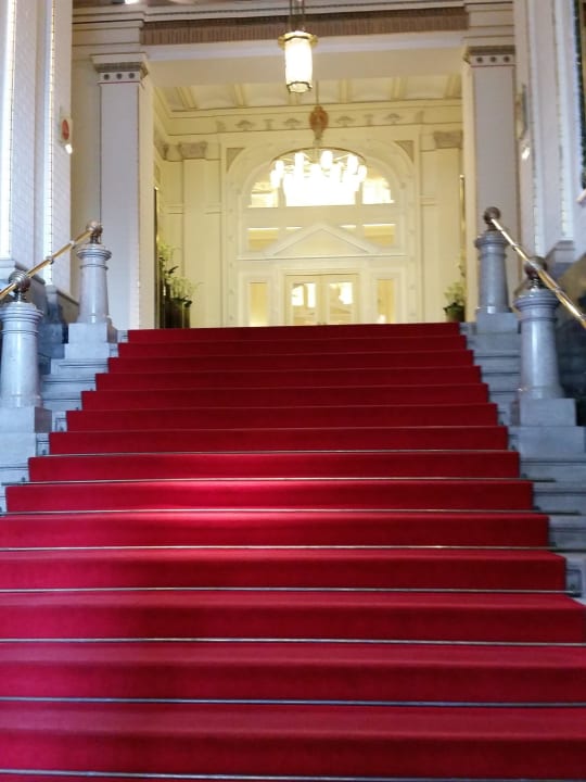 Empfangen auf dem roten Teppich  NH Collection Prague Carlo IV