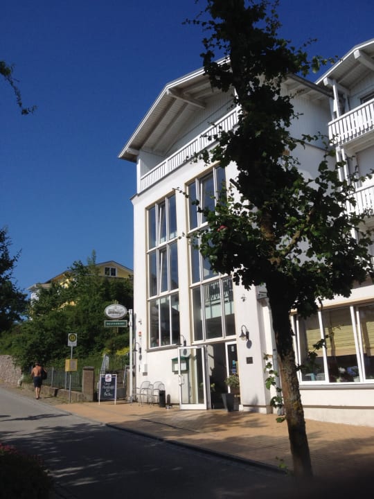 Hoteleingang Koopmanns Hotel und Lädchen