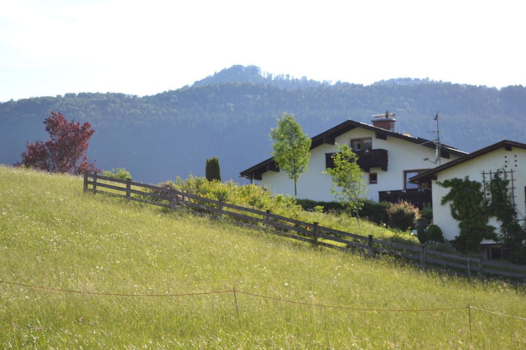 Außenansicht mit Balkon unseres Zimmers Gästehaus Elvira
