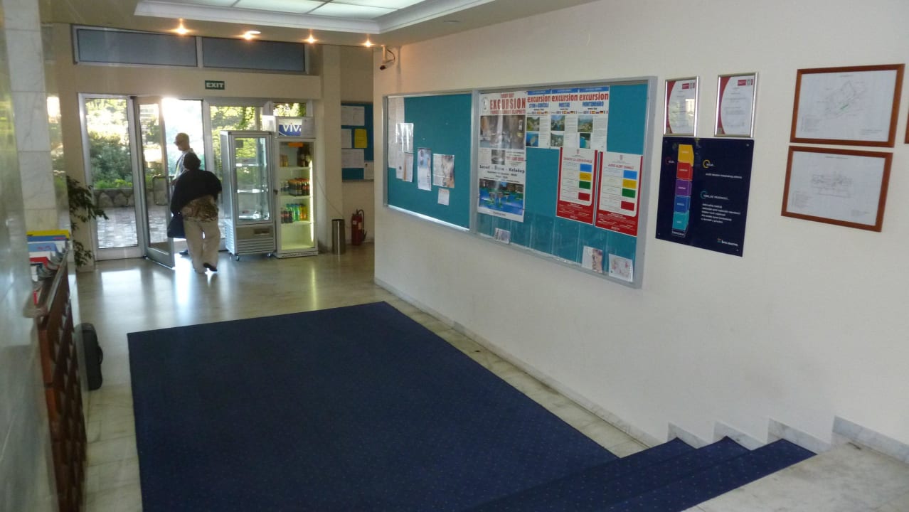 Eingang Hotel Adriatic