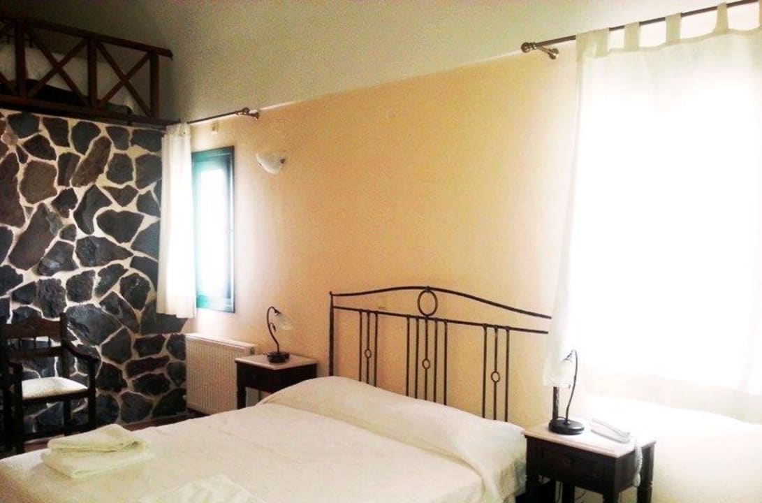 Quadruple room with inner garden view windows Hotel Costa Marina Villas