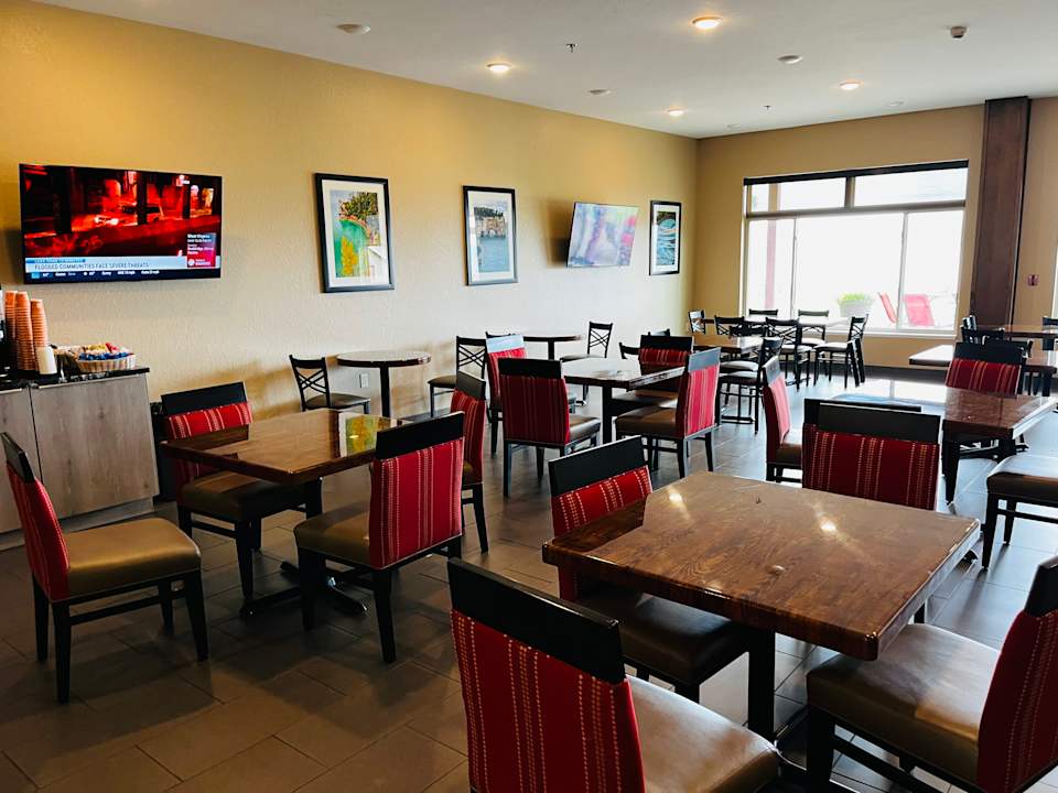 Gastro Comfort Inn & Suites Munising-Lakefront