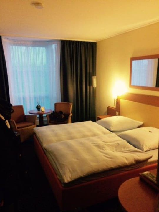 Blick ins Zimmer Inselhotel Vier Jahreszeiten