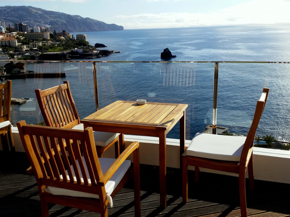 Tolle Frühstücksterrasse  Hotel Madeira Regency Cliff