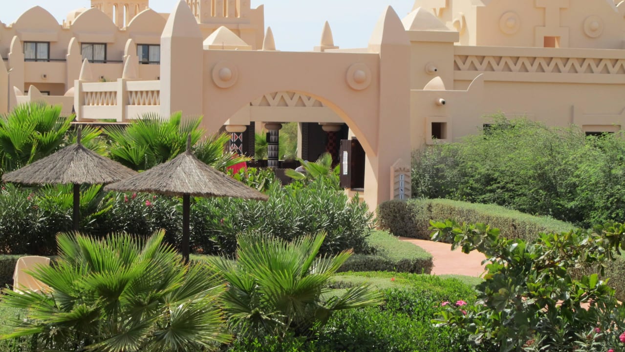 Blick auf die Poolbar des Adultsbereichs Hotel Riu Touareg