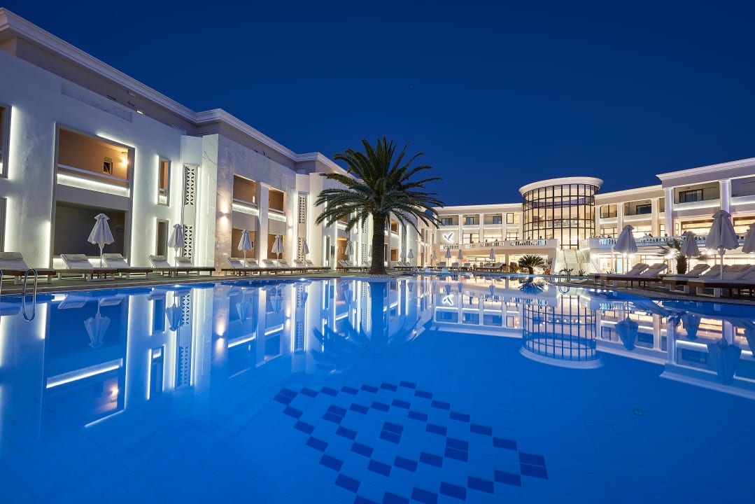 Pool Mythos Palace Resort & Spa